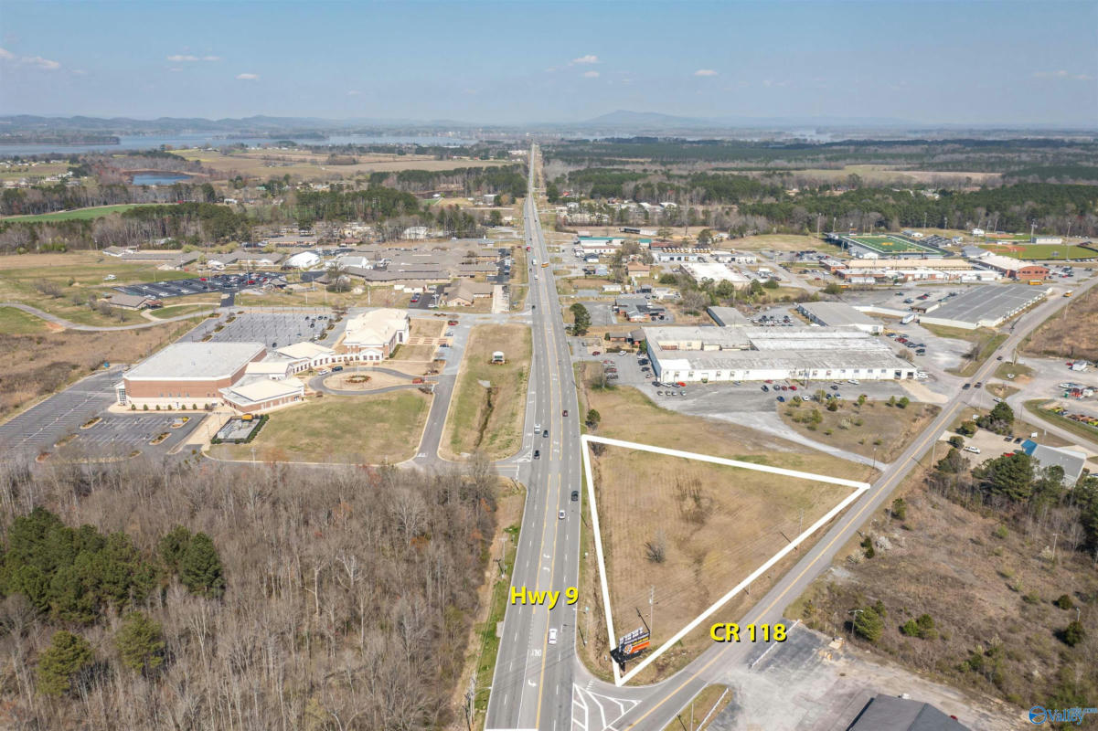 798 CEDAR BLUFF RD APT 2, CENTRE, AL 35960, photo 1 of 10