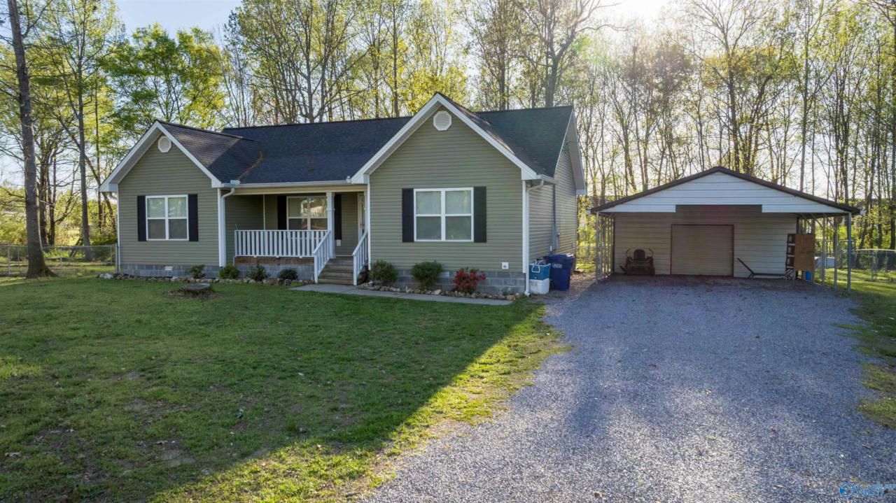 183 COUNTY ROAD 1031, FORT PAYNE, AL 35968, photo 1 of 28