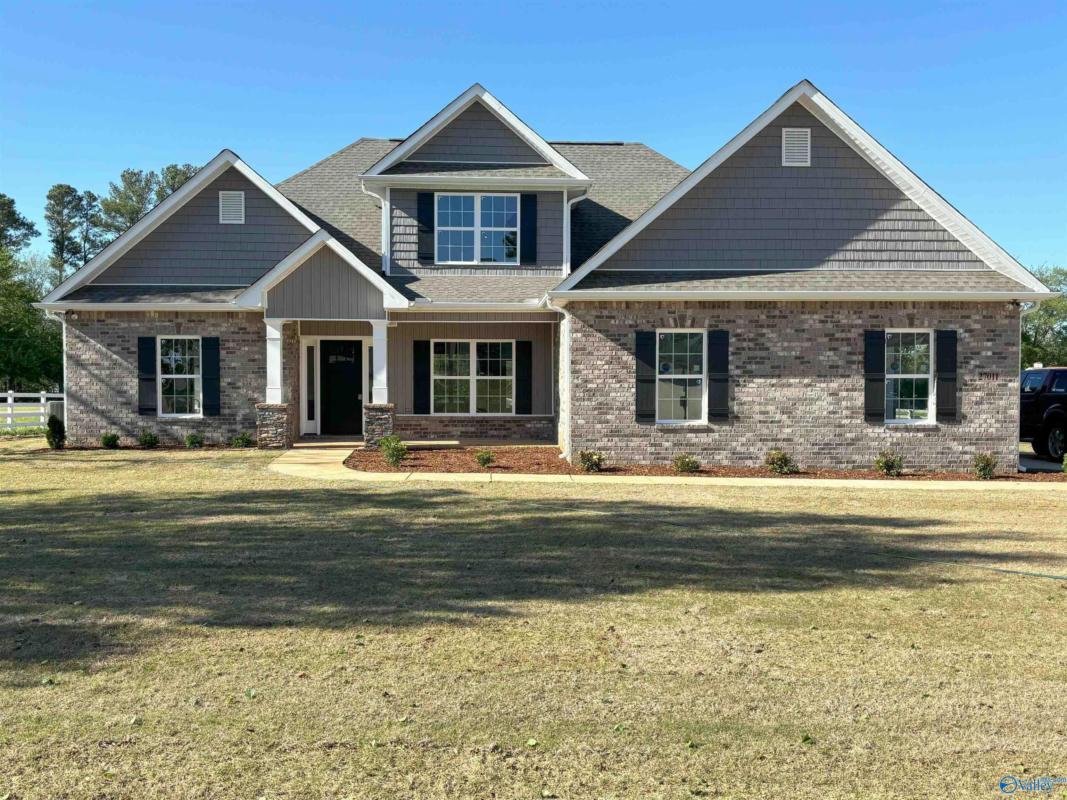 27011 RED ACRES LN, ATHENS, AL 35613, photo 1 of 12